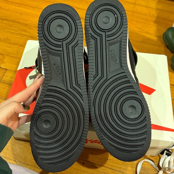 Stussy Black High-Top Sneakers - Picture 3 of 4